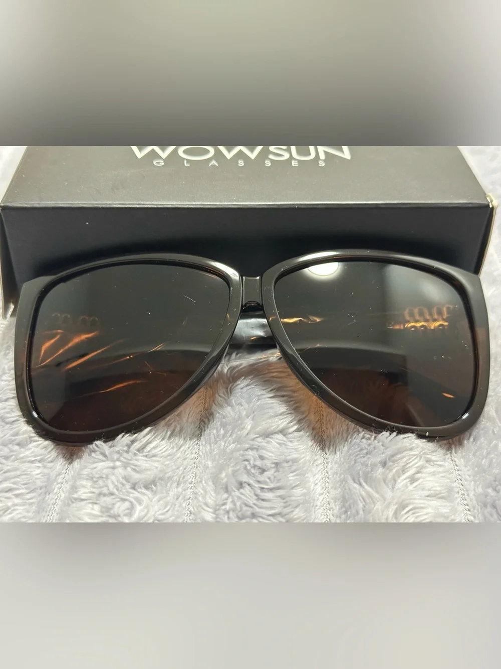 N/A stylish tortoiseshell